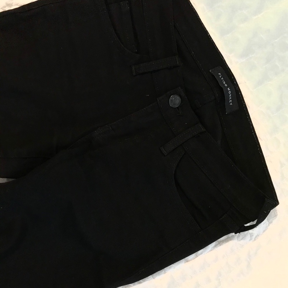 🐾Flying Monkey ripped black denim🦨